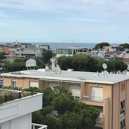 Panoramico Centro 公寓 里乔内